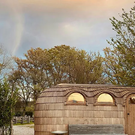 شقة A Historic Gem With Wellness Comfort